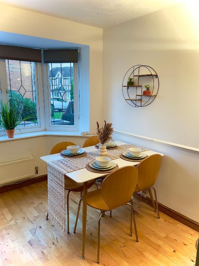 Charming Home In Wellingborough Exterior foto